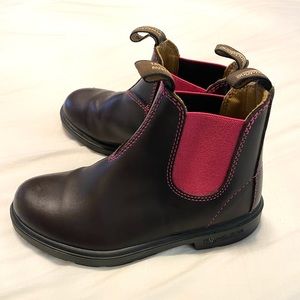 Girls Blundstone Boots - Brown Leather with Pink